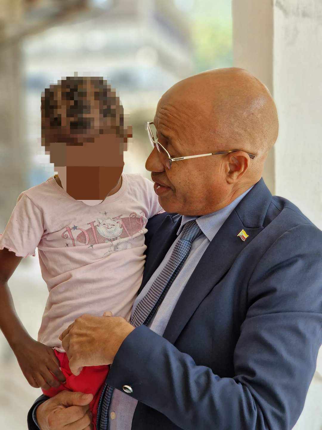 image Djaanfar Salim a sauvé de la noyade une fillette de 5 ans